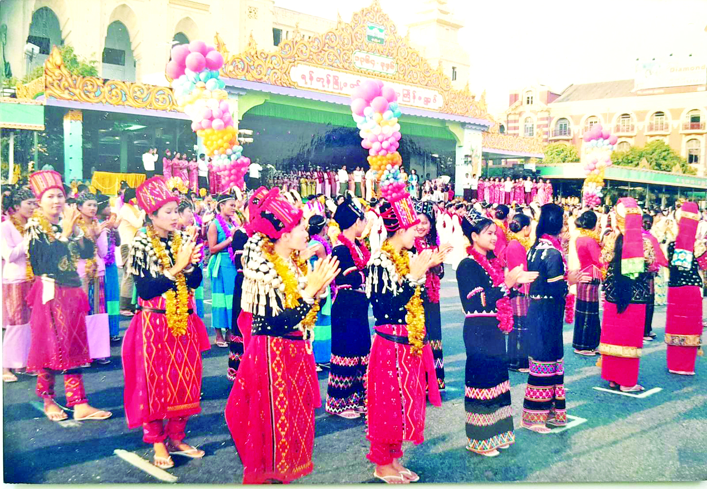 ဆောင်းပါး