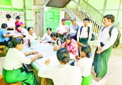 ကျောင်းနေအရွယ်ကလေးအားလုံး အခြေခံပညာသင်ယူဖို့ ကျောင်းအပ်နှံကြပါစို့