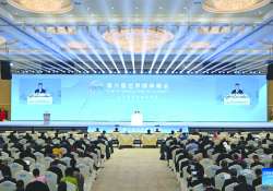 ကမ္ဘာ့မီဒီယာဇာတ်ခုံပေါ်မှာ ဆွေးနွေးခဲ့ကြတဲ့ AI ခေတ်ရဲ့ သတင်းမီဒီယာတွေနဲ့ အနာဂတ်စိန်ခေါ်မှုတွေ