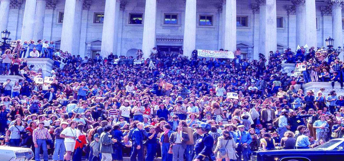 ဆောင်းပါး